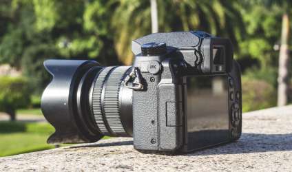 do not look into the viewfinder