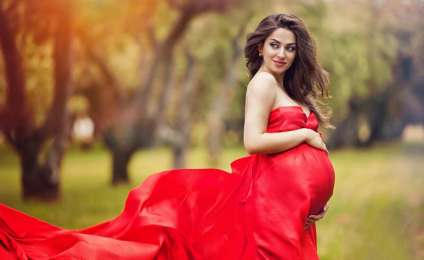 Maternity Photoshoot Clothing - Photos