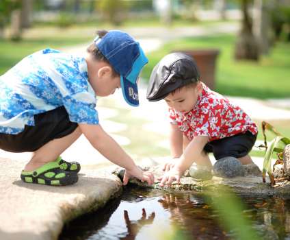 Children at the country house